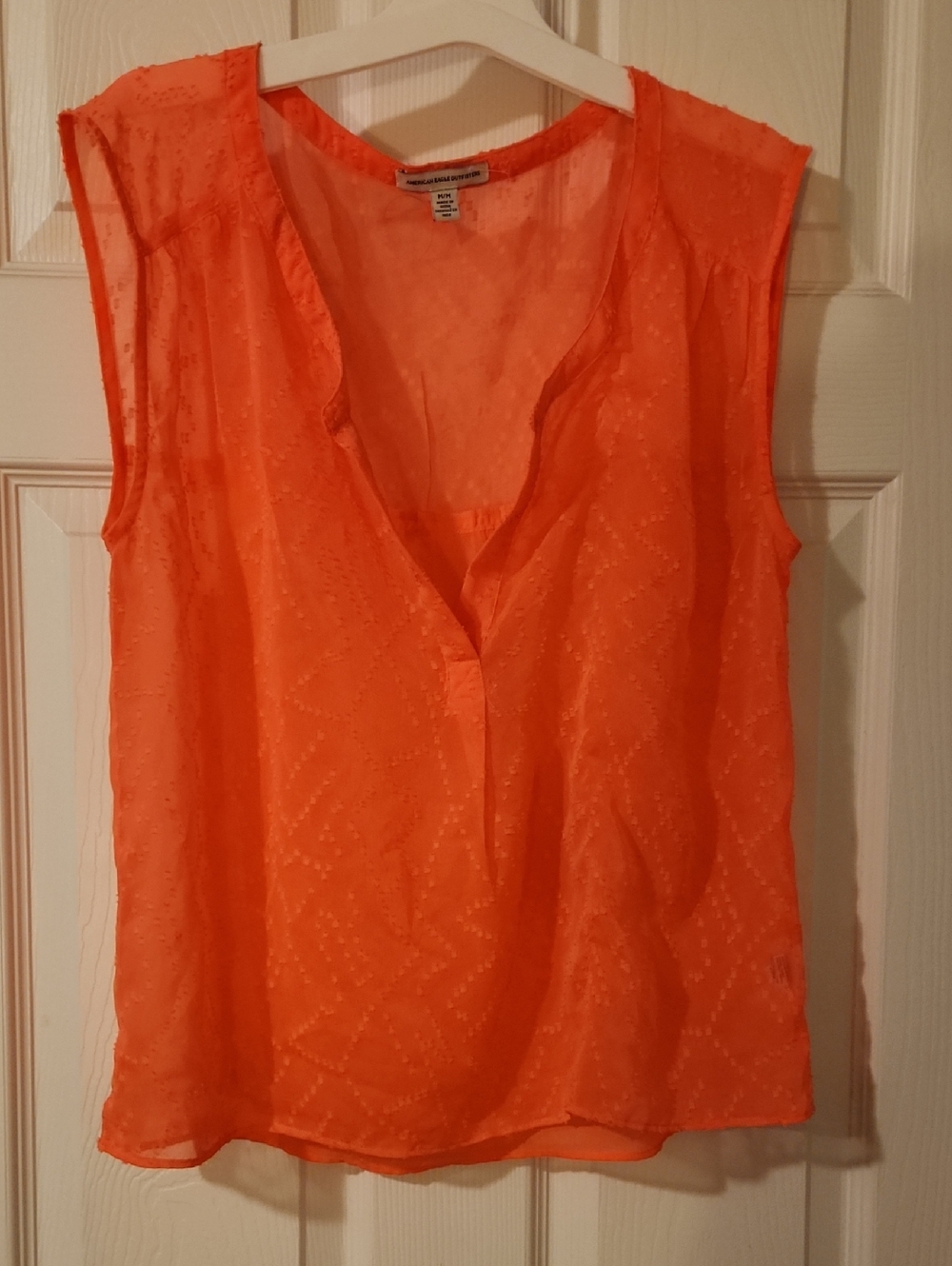 American Eagle Tangerine Orange Sleeveless V-Neck Shwer Blouse Sz M